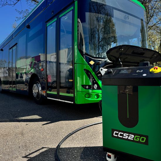 bus mobiel opladen